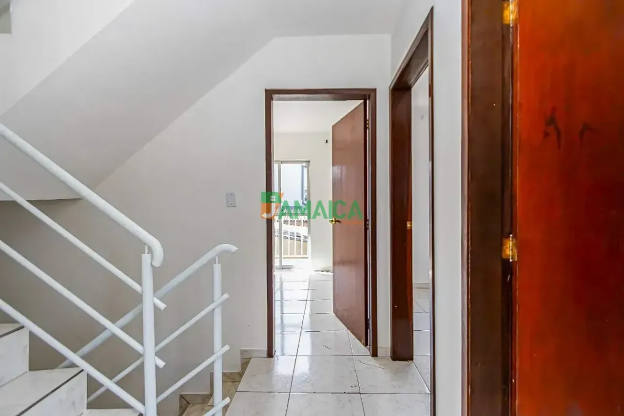 Unfurnished 101 m² house with 3 bedrooms and 3 parking — photo 11
