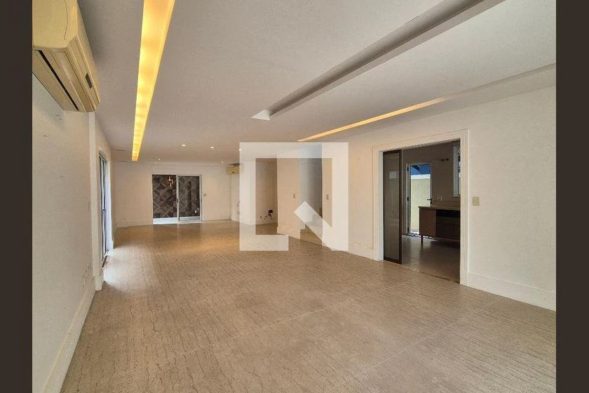 Casa para aluguel com 3 suítes e 399 m²