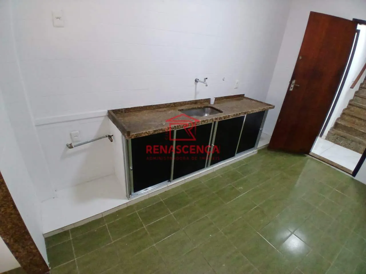 Casa com 5 quartos e 5 banheiros, vaga para 4 carros — photo 4