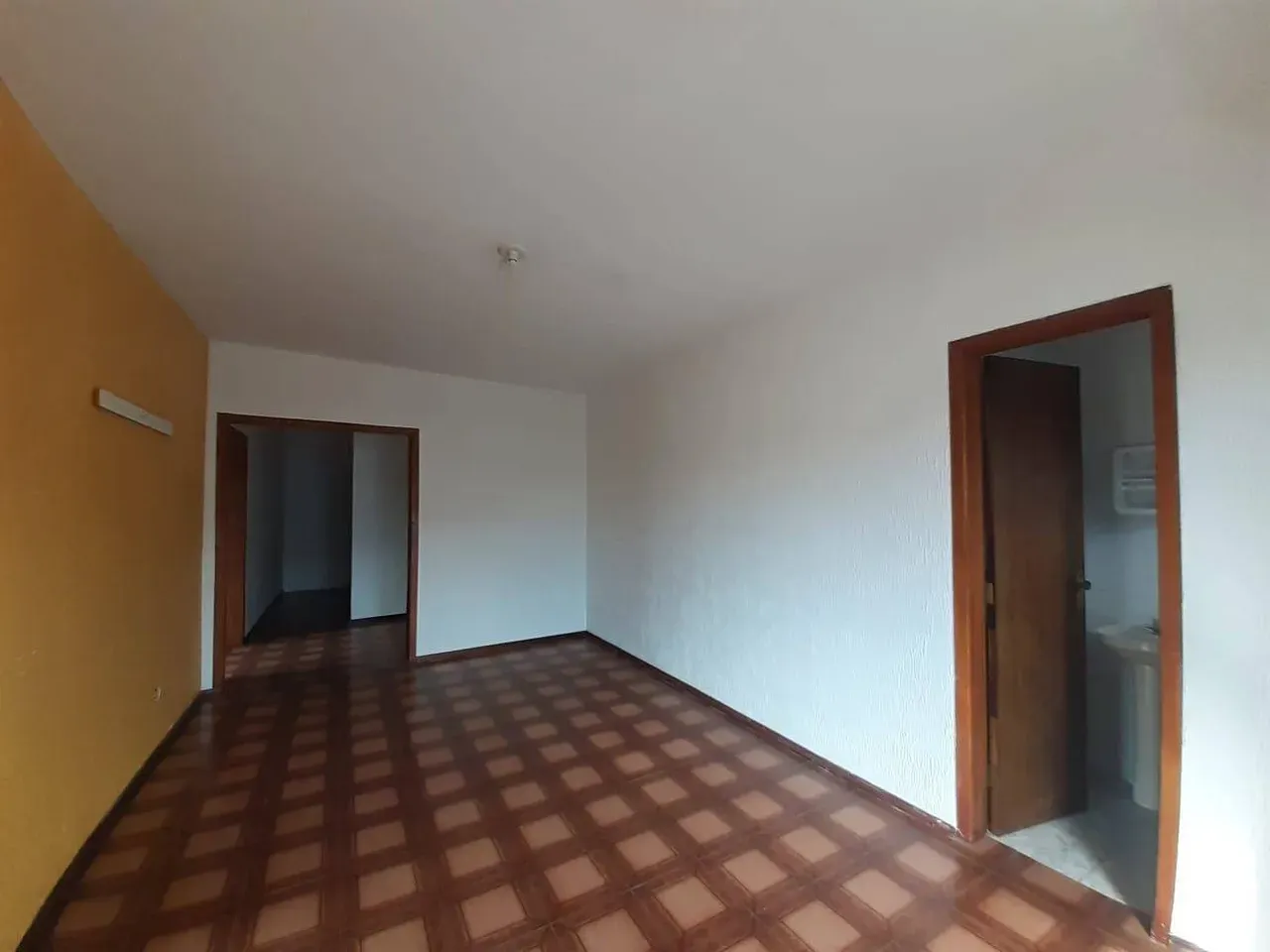 70 m² apartment with 1 bedroom and a balcony — photo 10