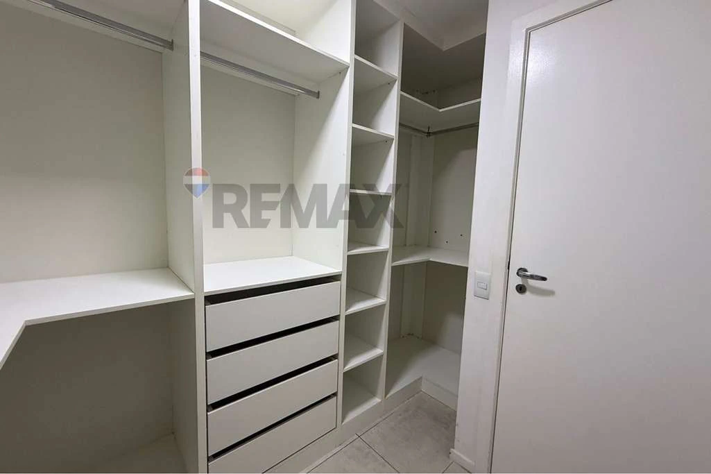 Apartamento reformado de 98 m² com varanda fechada — photo 11