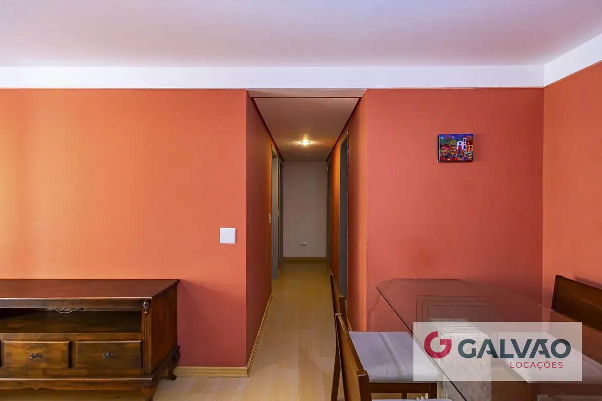 Apartamento con 3 dormitorios y balcón, 91,36 m² — photo 3