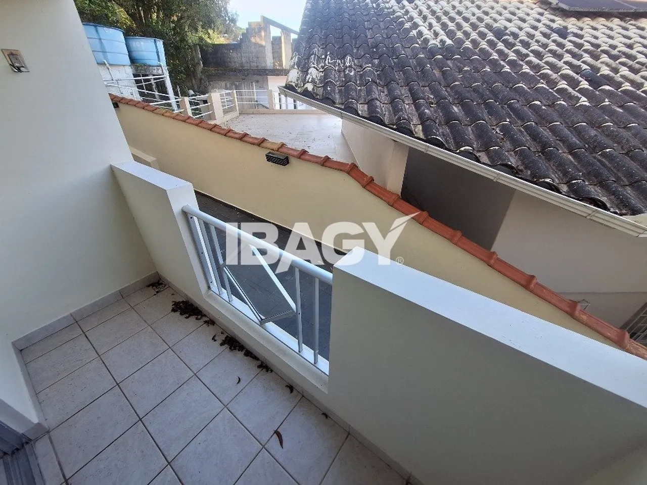Apartamento de 1 dormitório com cozinha americana e 36 m² — photo 3