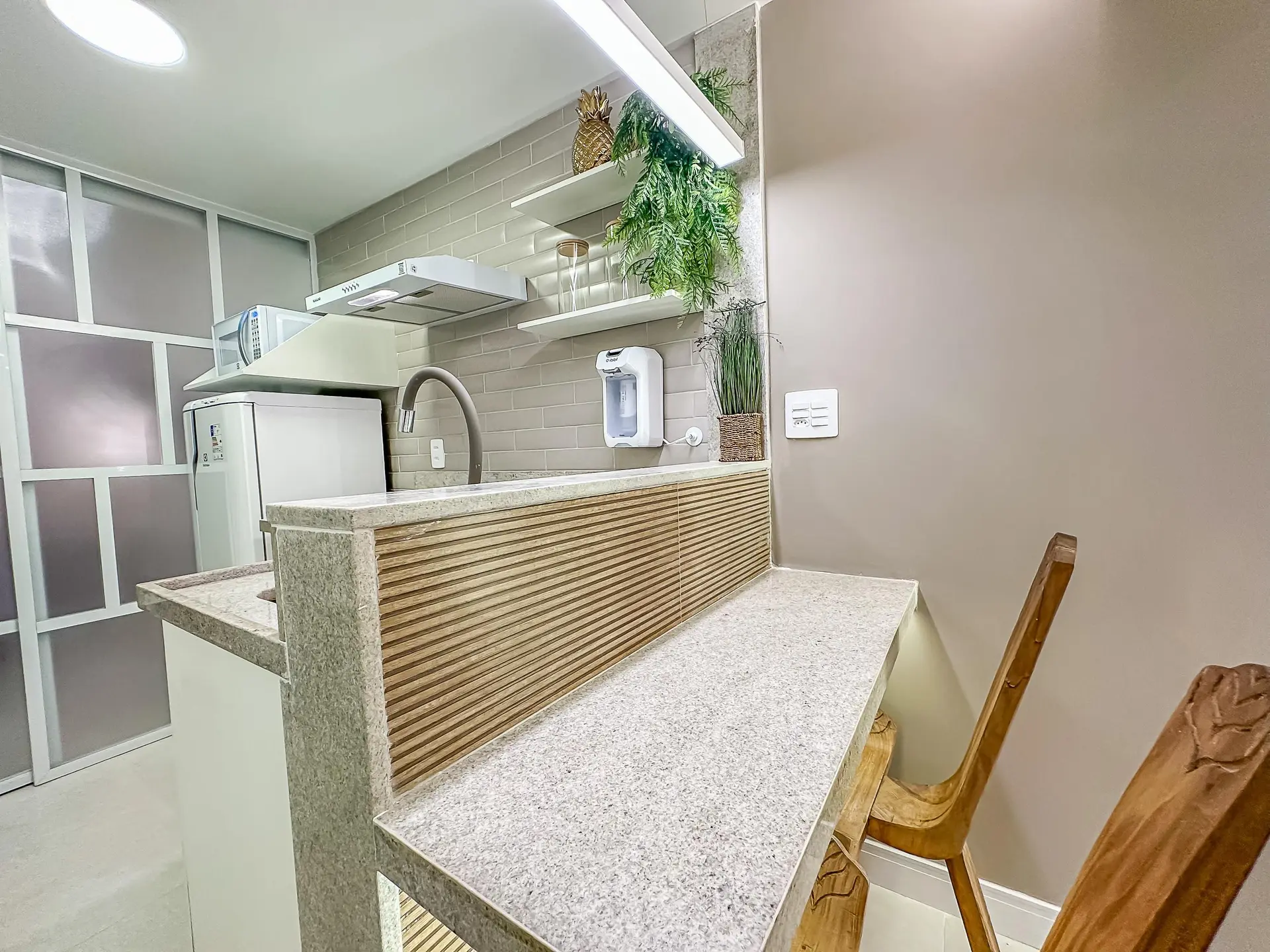 Меблированная квартира с 1 спальней и кухней open-plan — photo 9