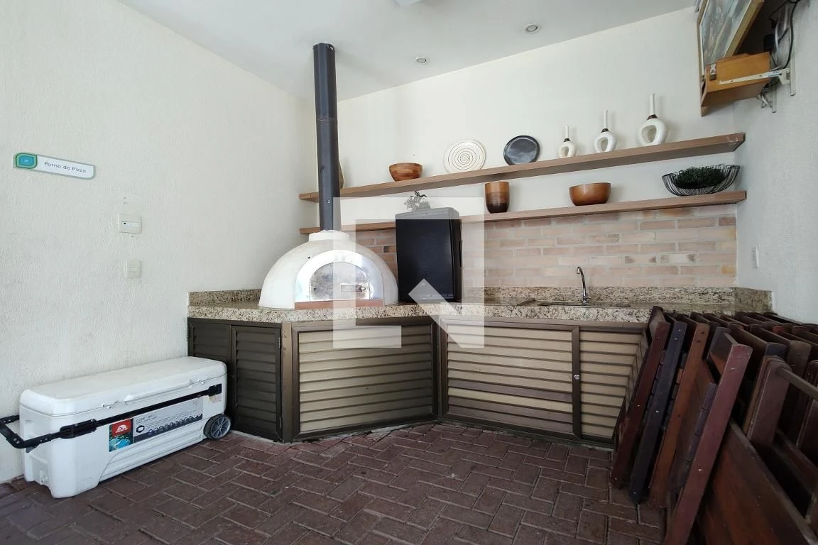 Unfurnished apartment with 3 bedrooms and open kitchen — photo 73