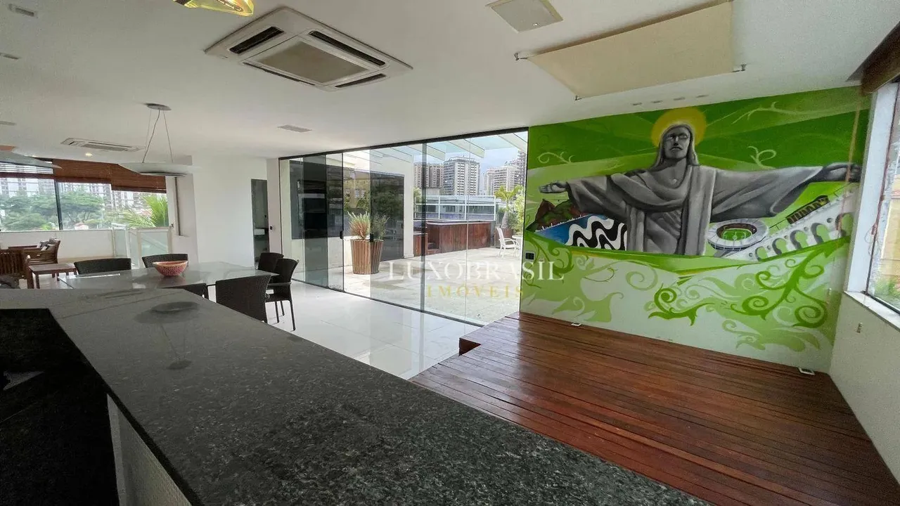 Apartamento mobiliado com 4 quartos e 5 banheiros — photo 4