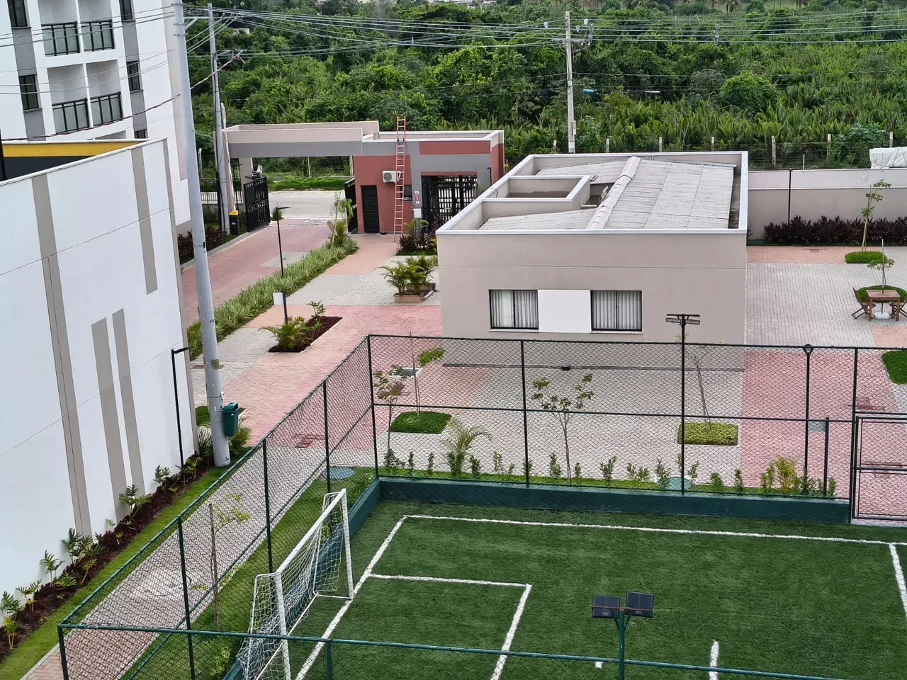 Apartment with 2 bedrooms and mountain-view balcony — photo 22
