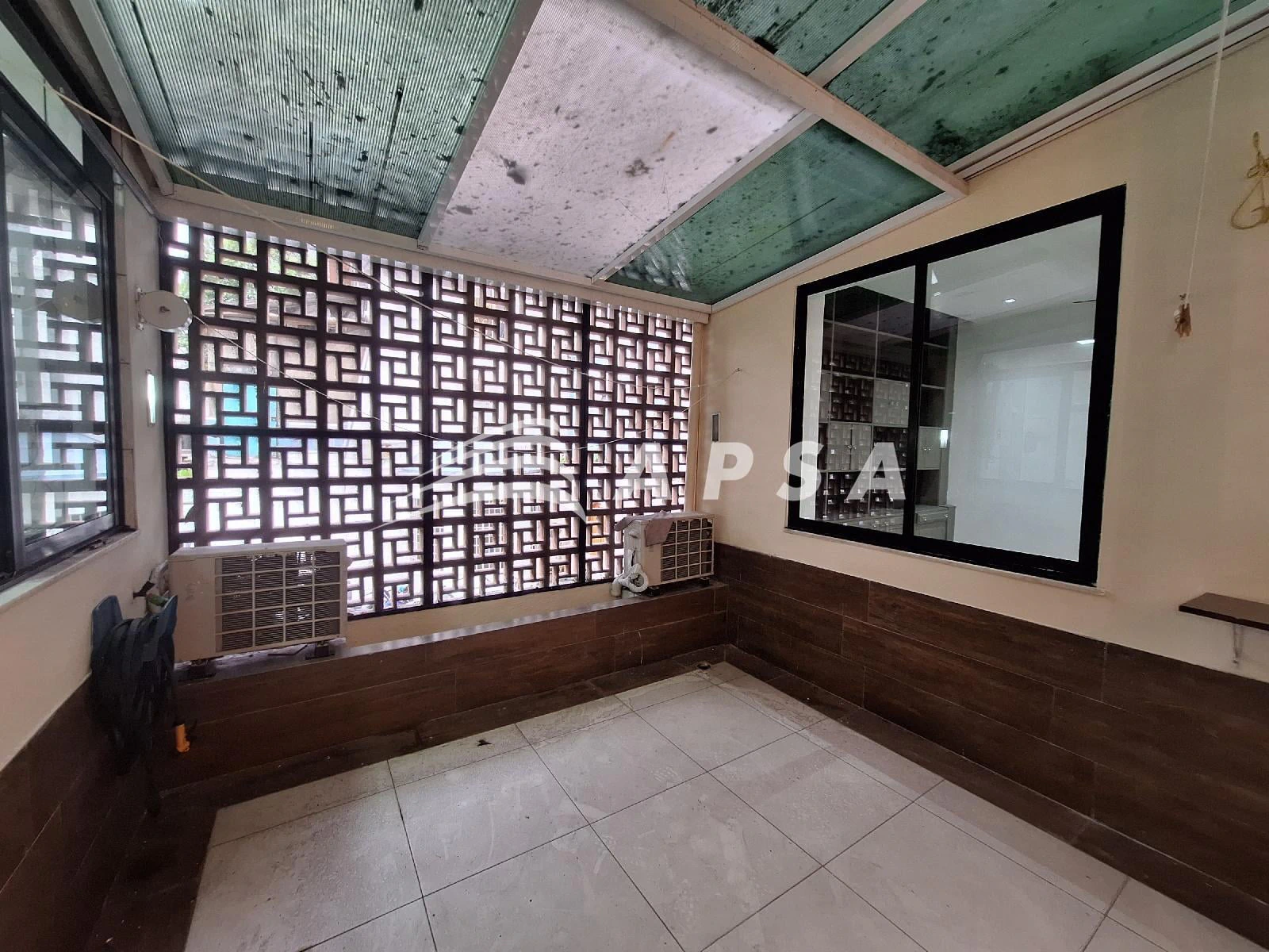 210 m² apartment with an open-plan gas kitchen — photo 16