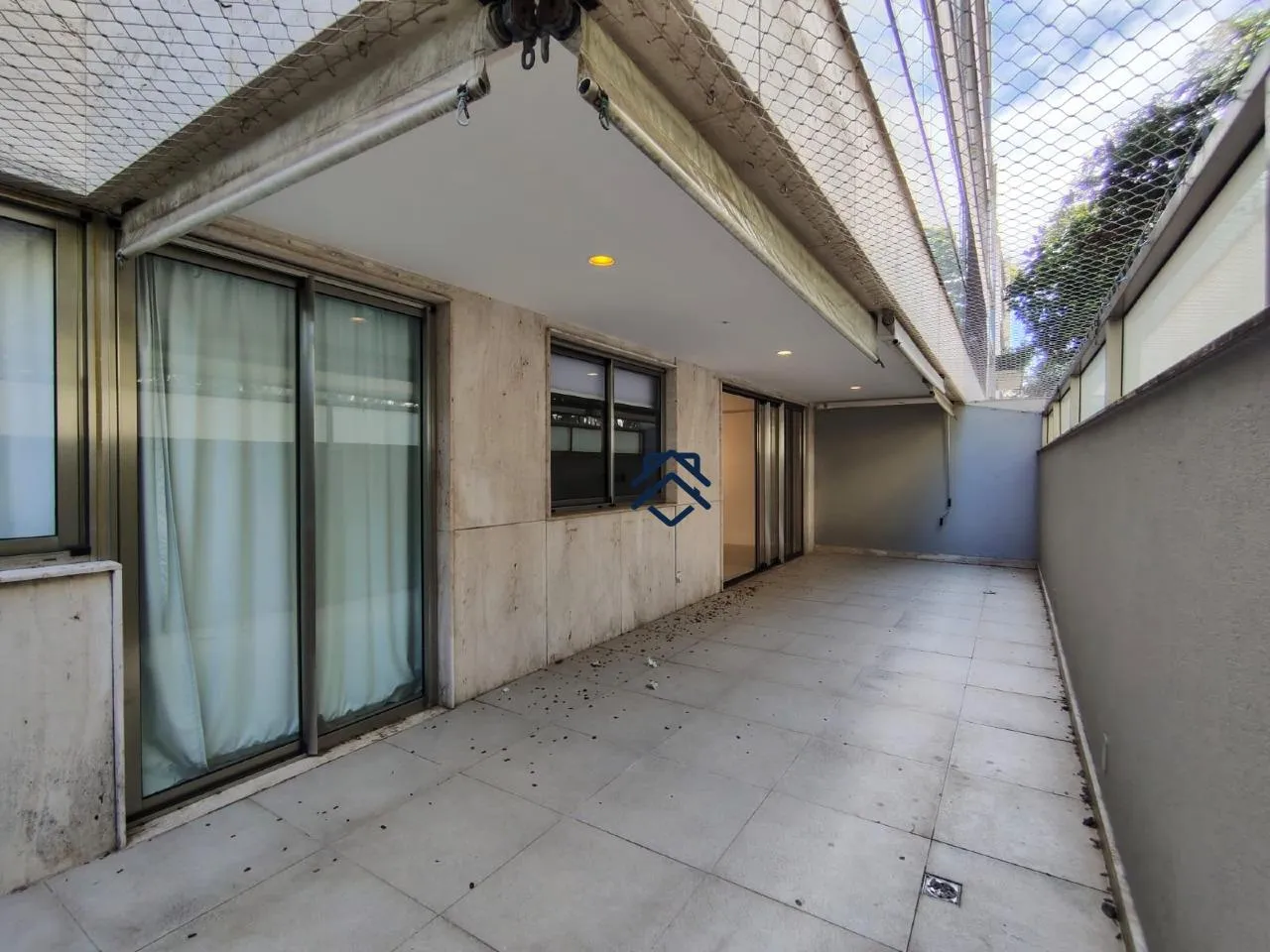 Private BBQ in a 4-bedroom apartment, 193 m² — photo 2