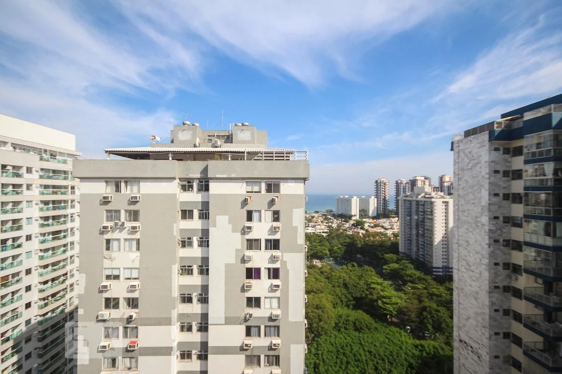 197 m² rental coverage with 2 bedrooms and 3 baths — photo 40