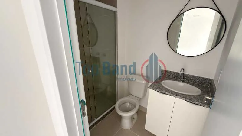 1-bedroom apartment with a balcony and open kitchen — photo 4