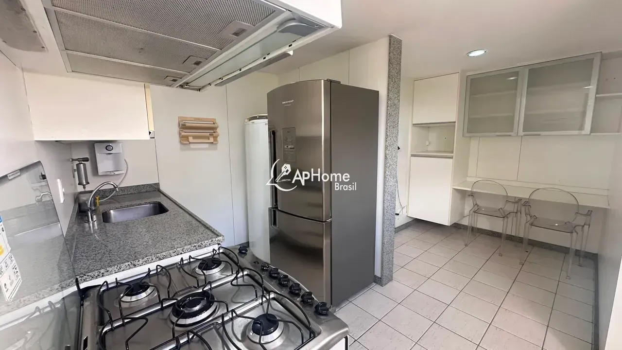 Furnished 2-bedroom apartment with 3 bathrooms — photo 8