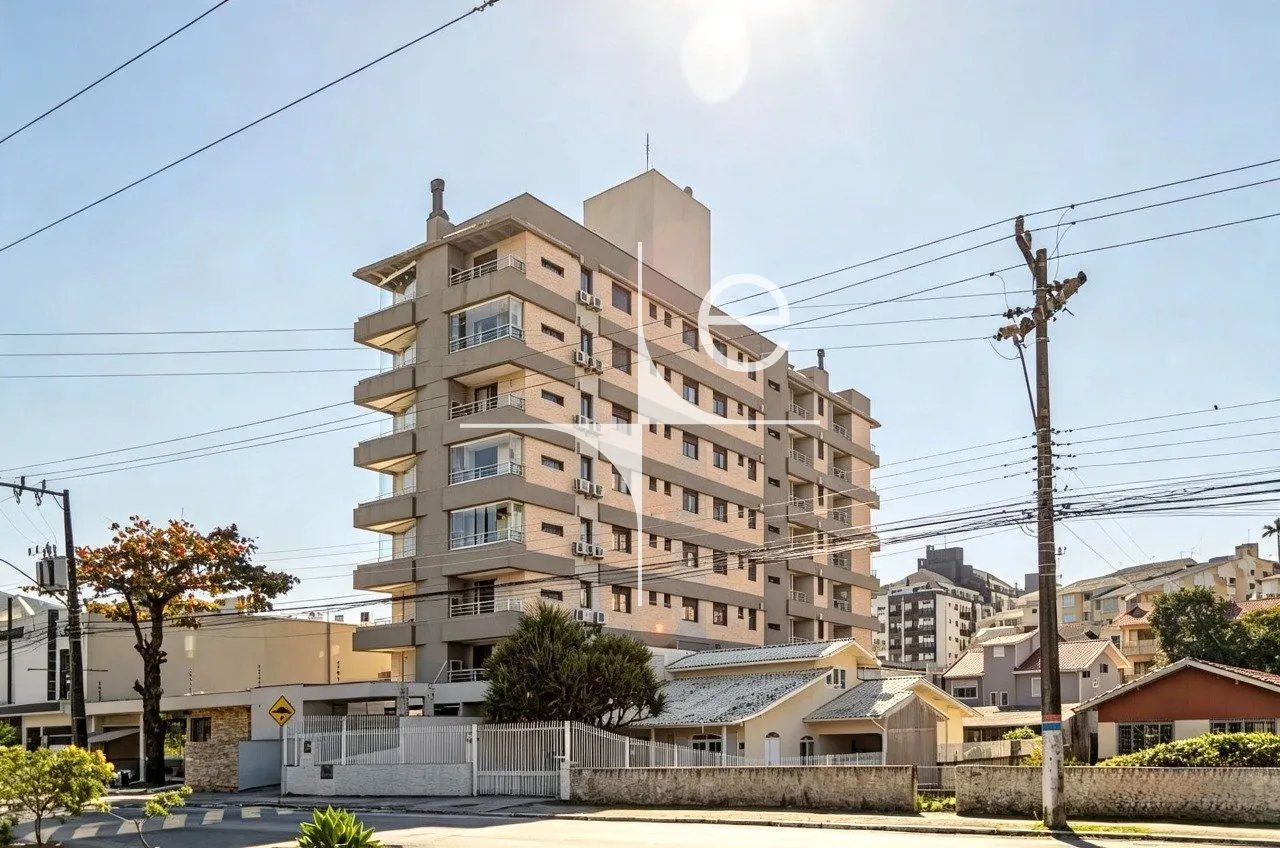 Apartment on the 4th floor with a glass-enclosed balcony — photo 19