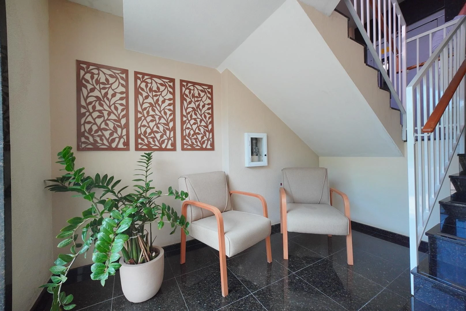 Park view in a 2-bedroom apartment, 52 m² — photo 3