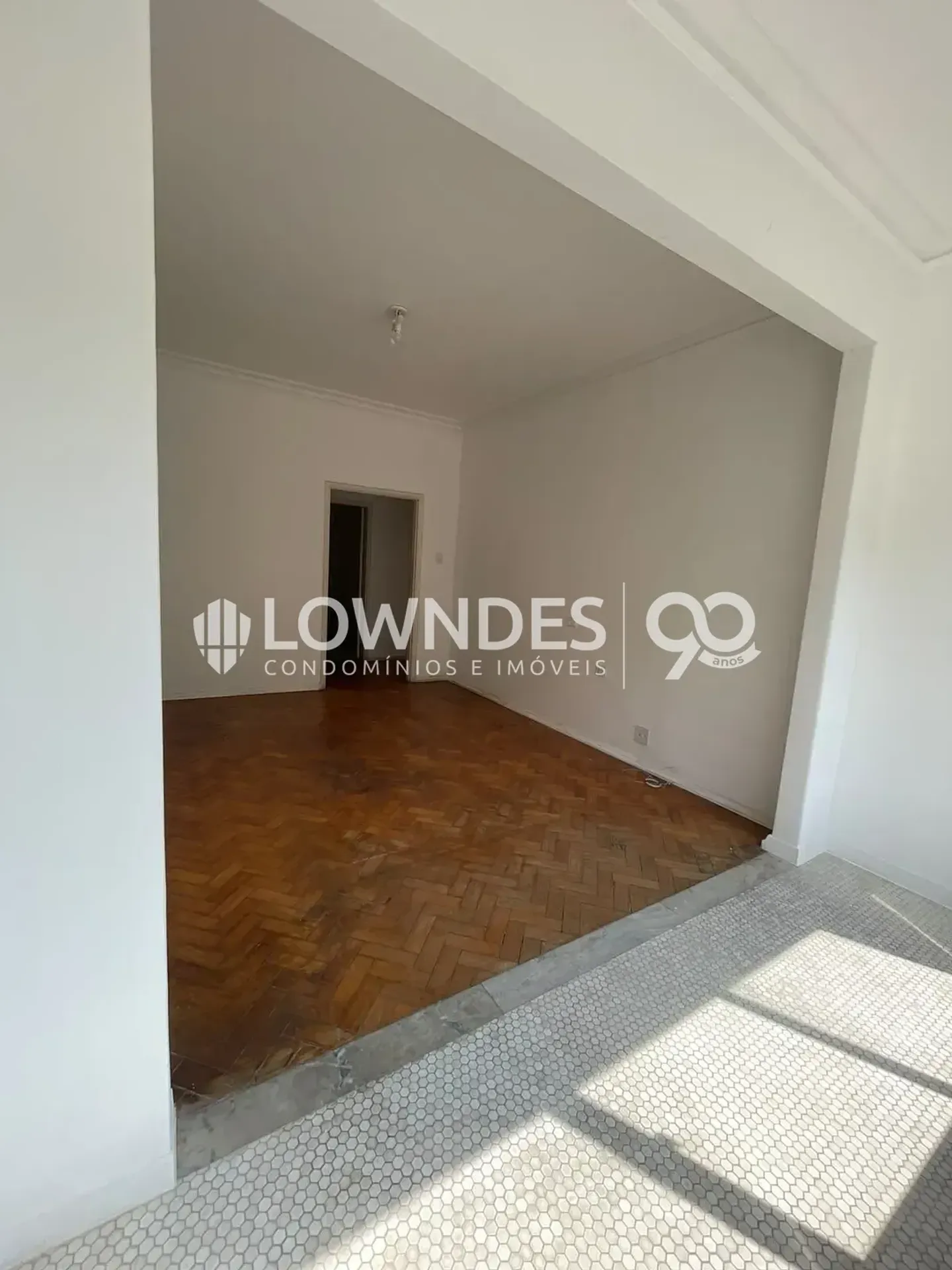 Walk-in closet in a 3-bedroom apartment, 84 m² — photo 8