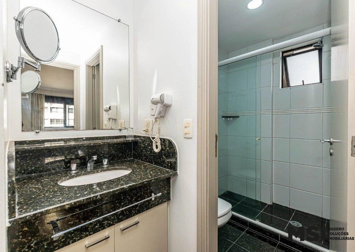 Apartamento mobiliado de 1 quarto com vista para a cidade — photo 8