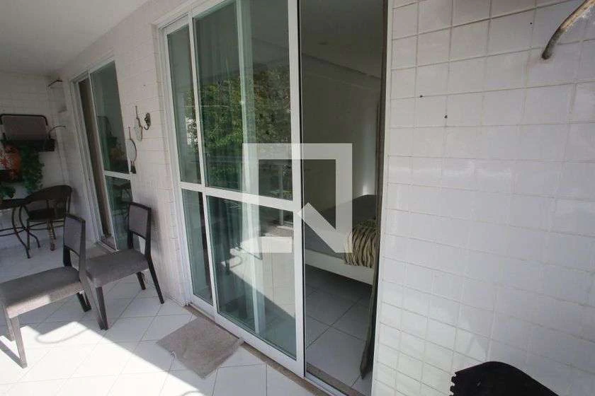Departamento de 2 dormitorios con balcón cerrado con vidrio — photo 23