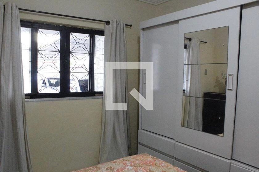 Furnished 225 m² house with 3 bedrooms and 8 parking spots — photo 36