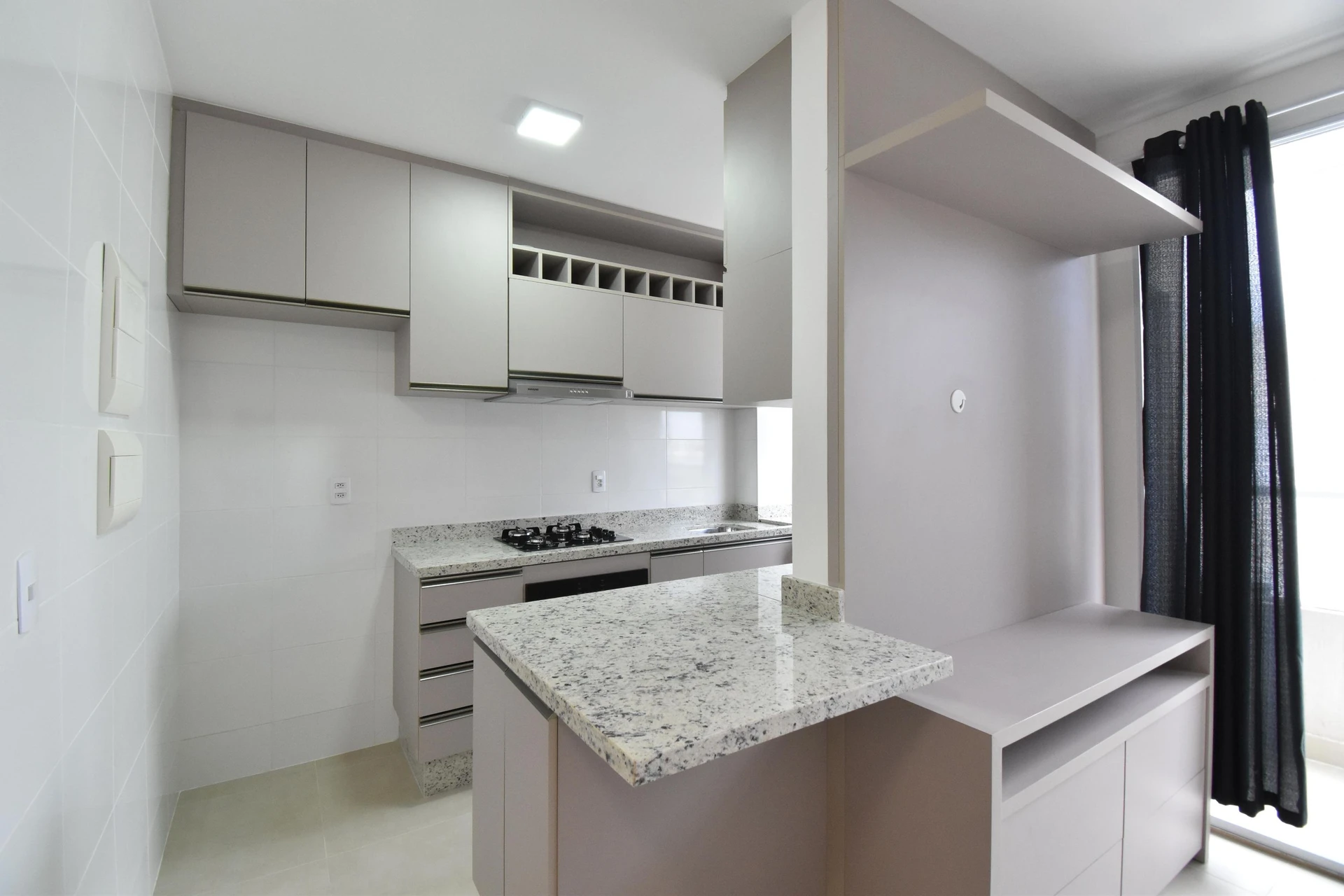 2-bedroom apartment with a home office in Curitiba — photo 26