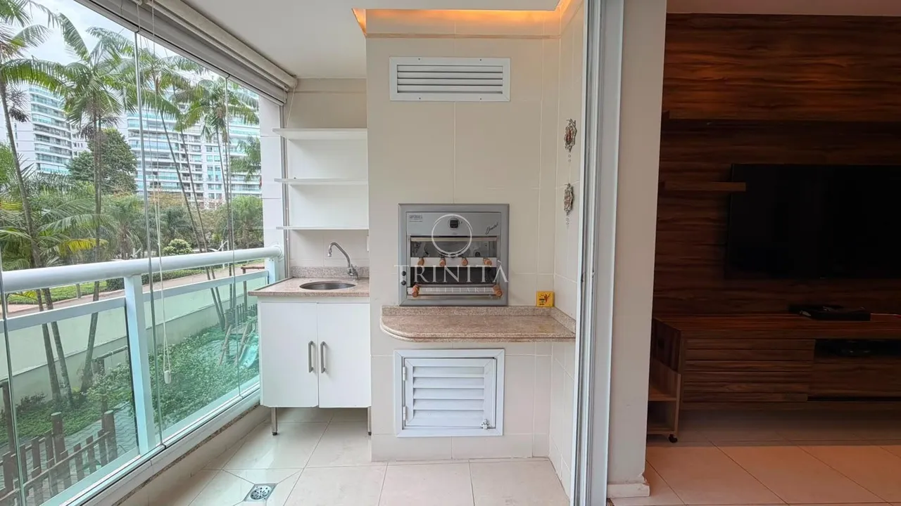 Furnished 2-bedroom apartment with closed balcony — photo 12