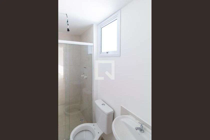 2-bedroom apartment with 1 bathroom, no parking — photo 49