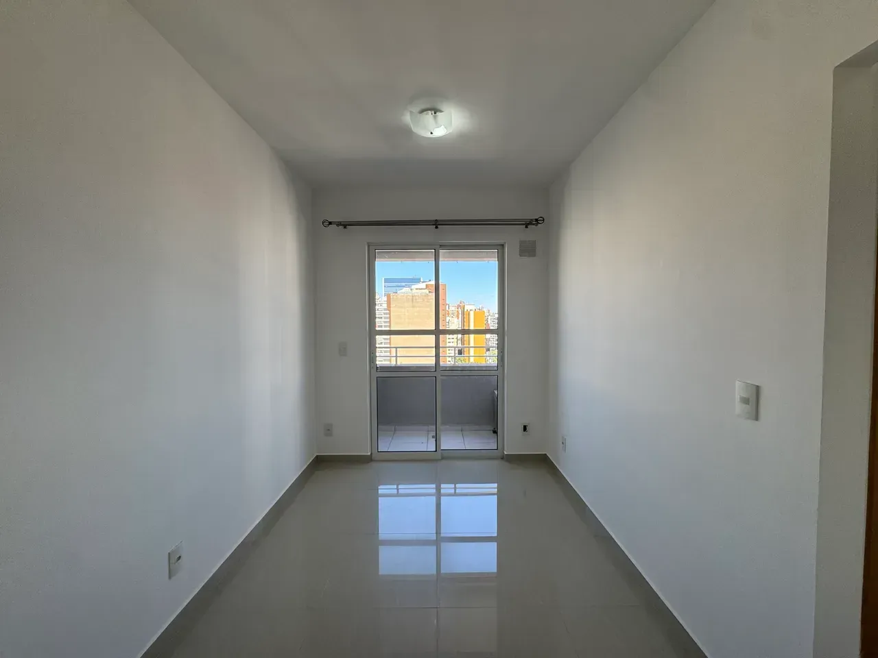 Apartamento 1 dormitório sem vaga com cozinha integrada — photo 7