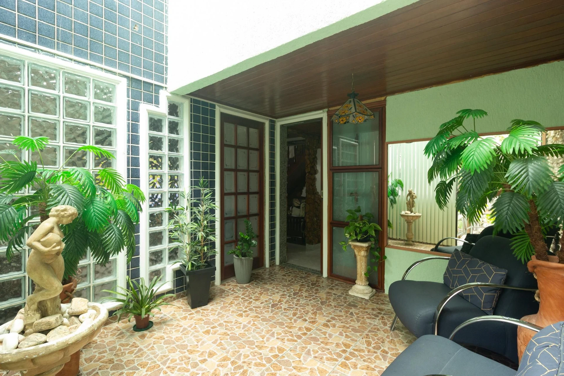 Casa mobiliada com 3 quartos e 4 banheiros — photo 51