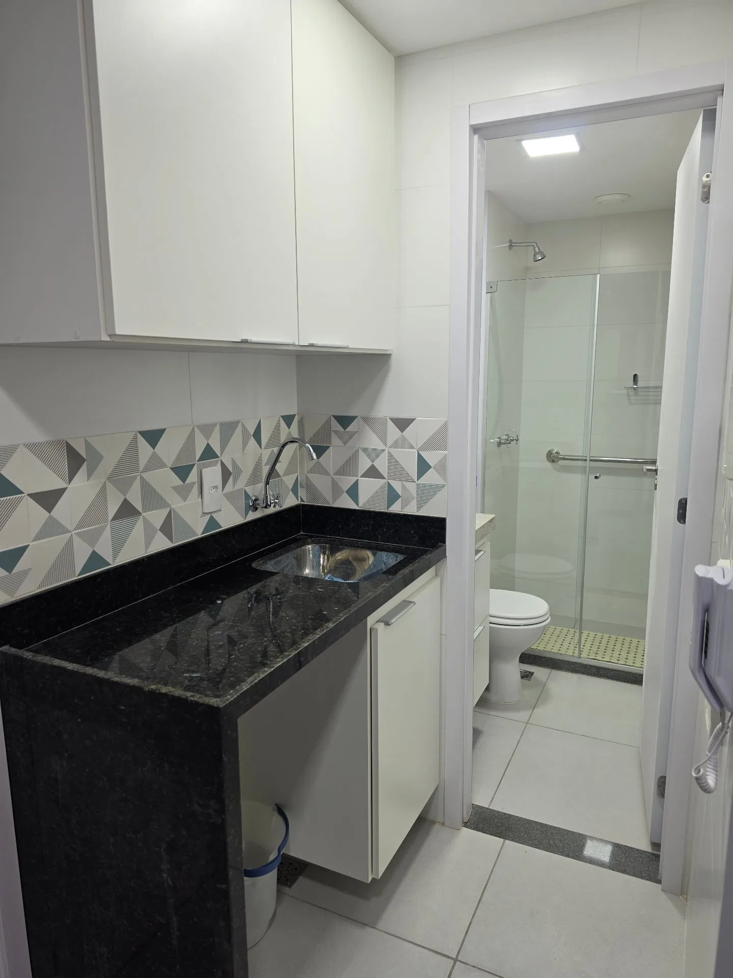 Apartamento mobiliado de 1 quarto em condomínio com academia — photo 9