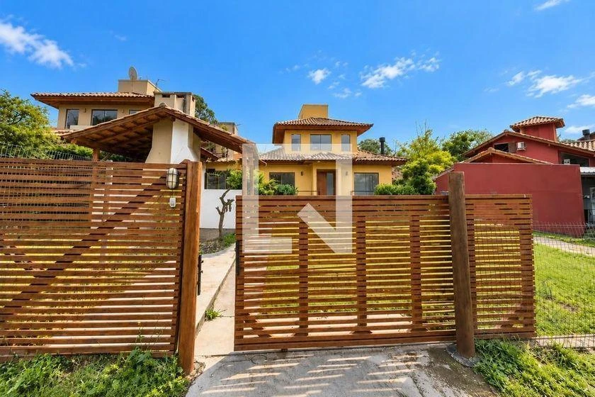 Casa de 2 dormitorios con balcón gourmet en Florianópolis — photo 28