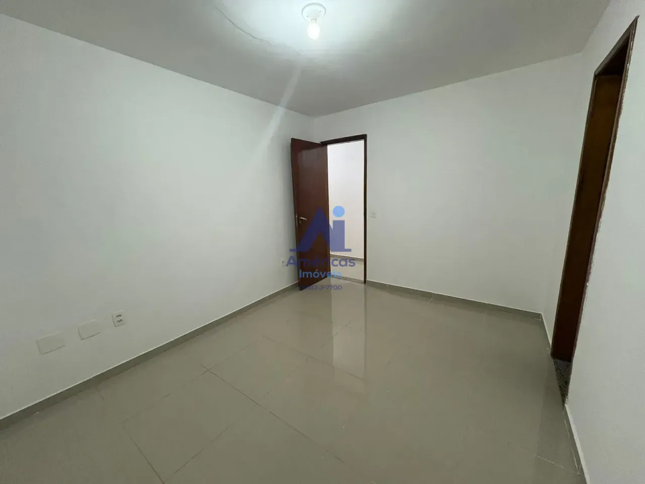Casa para locação com 3 quartos e 2 banheiros — photo 3