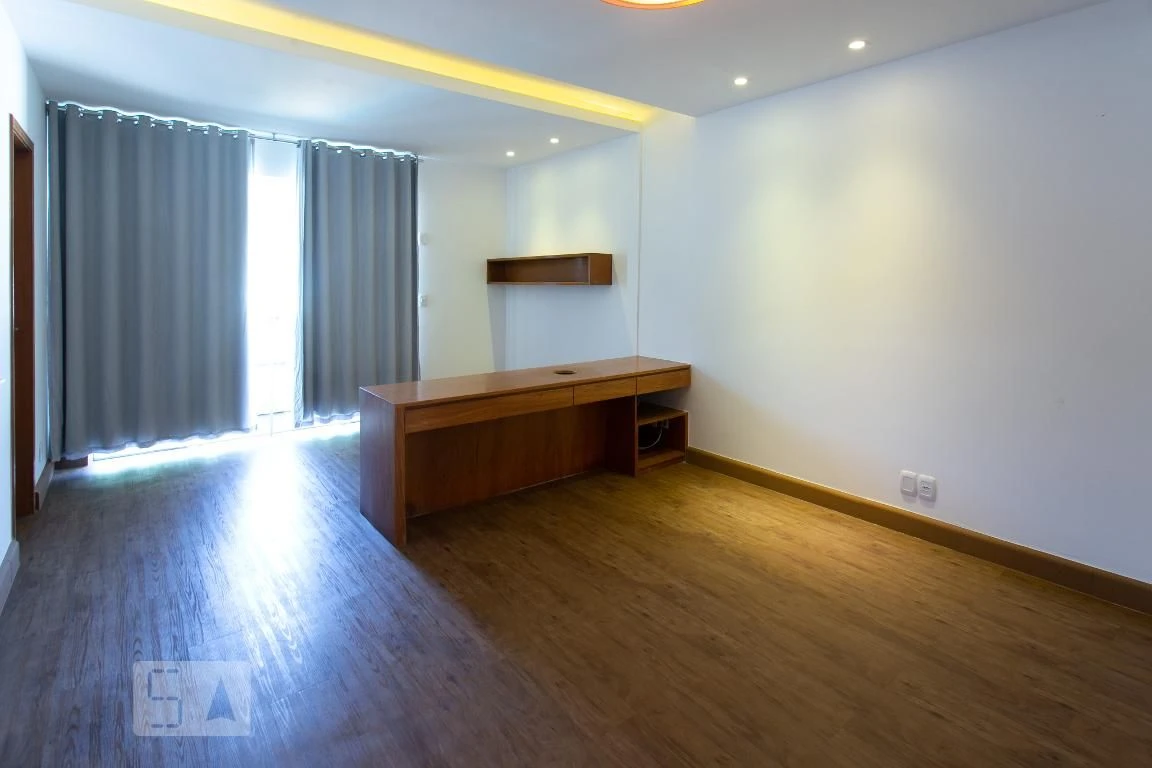 Unfurnished house with 5 en-suite bedrooms and private garden — photo 70