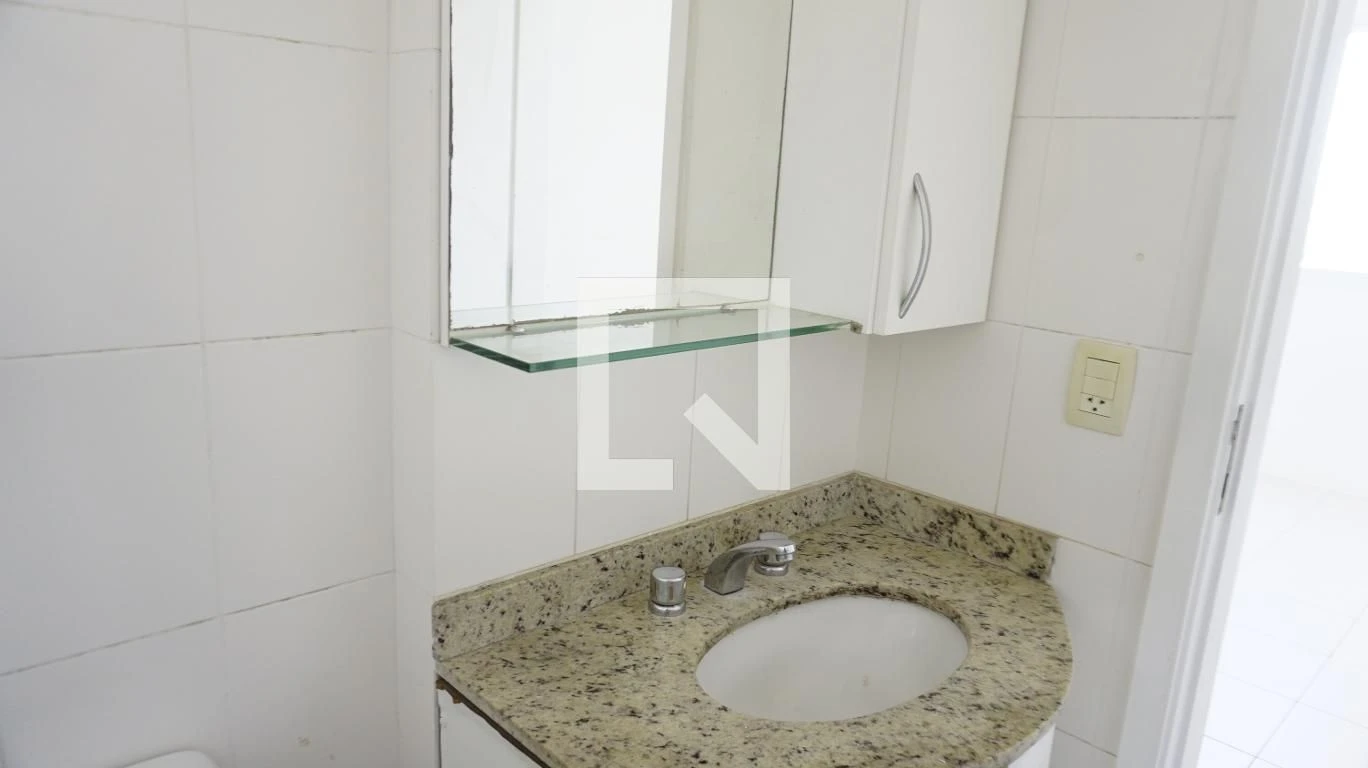 Стиральная машина и 1 спальня: квартира 42 м² — photo 28