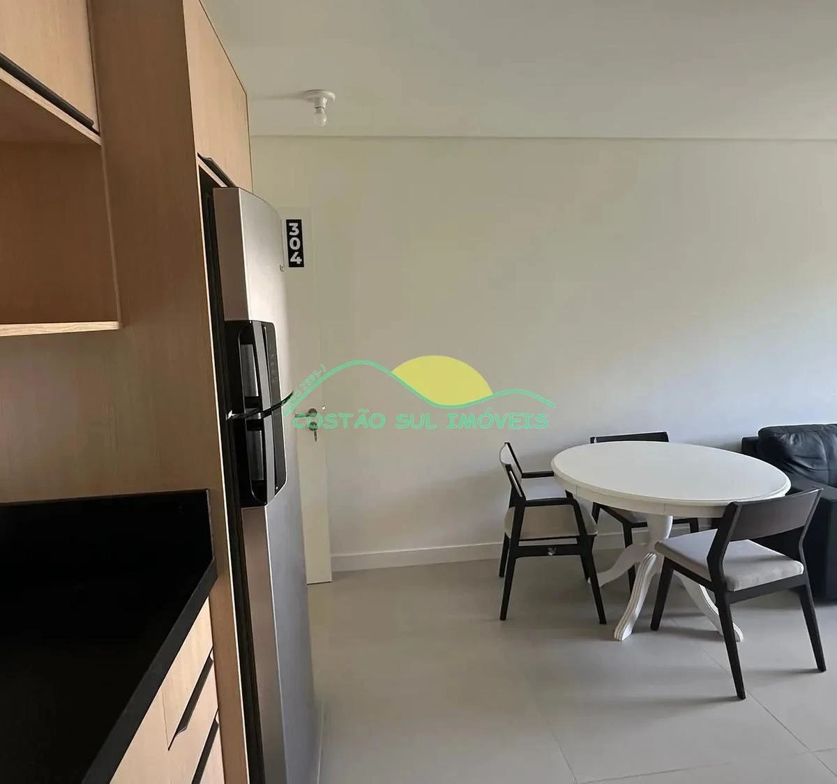 Furnished 55 m² apartment with open-plan kitchen
