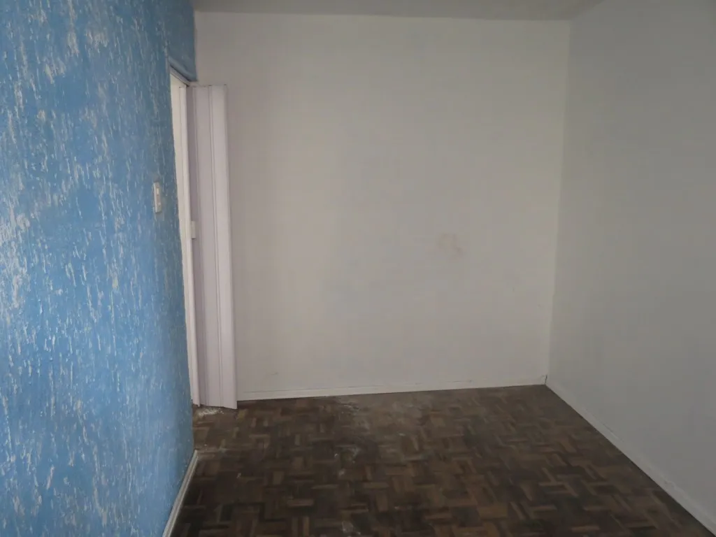 Apartment, 41 m², with wood or laminate floors — photo 6