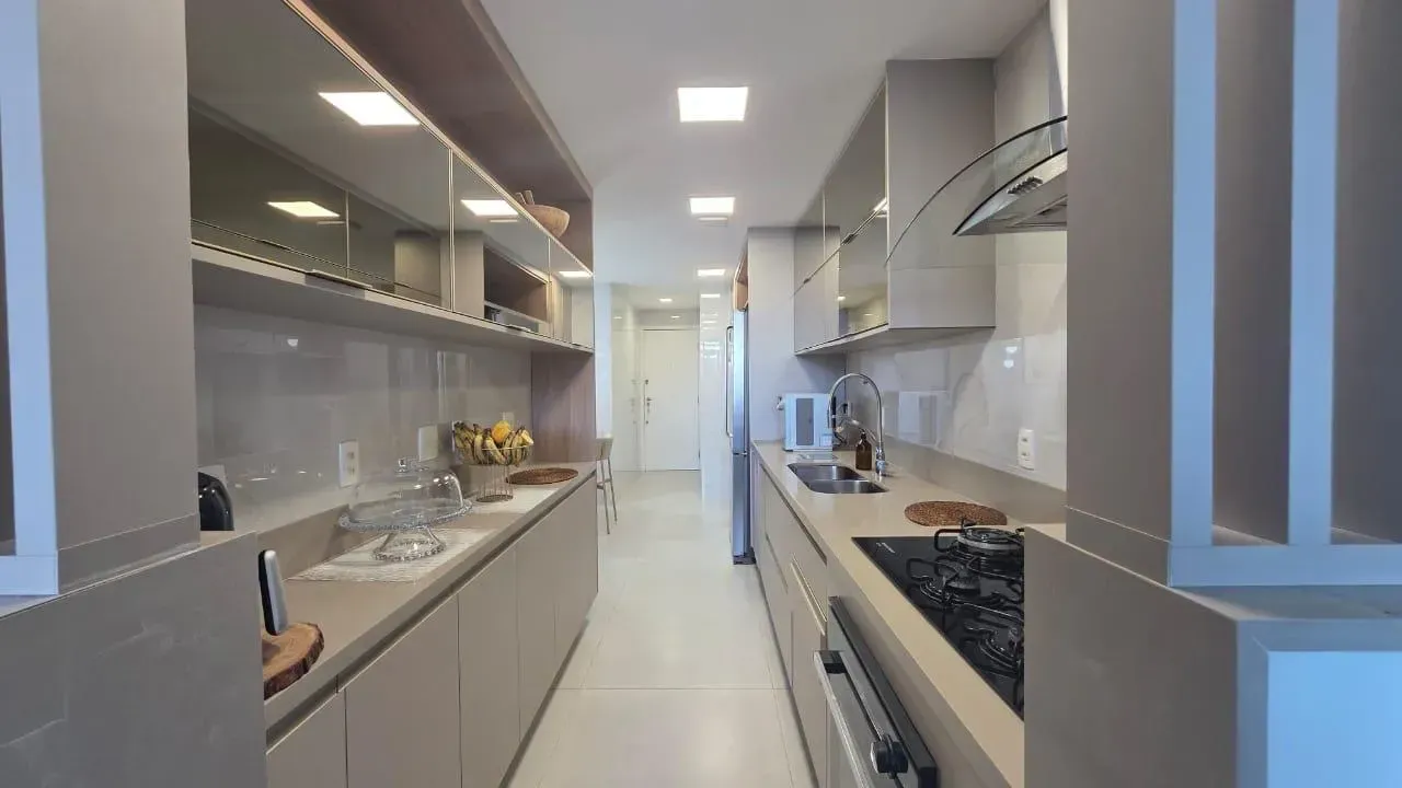 Furnished 130 m² apartment with 3 bedrooms — photo 18