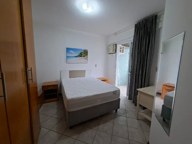 Furnished 2-bedroom apartment with open-plan kitchen — photo 13