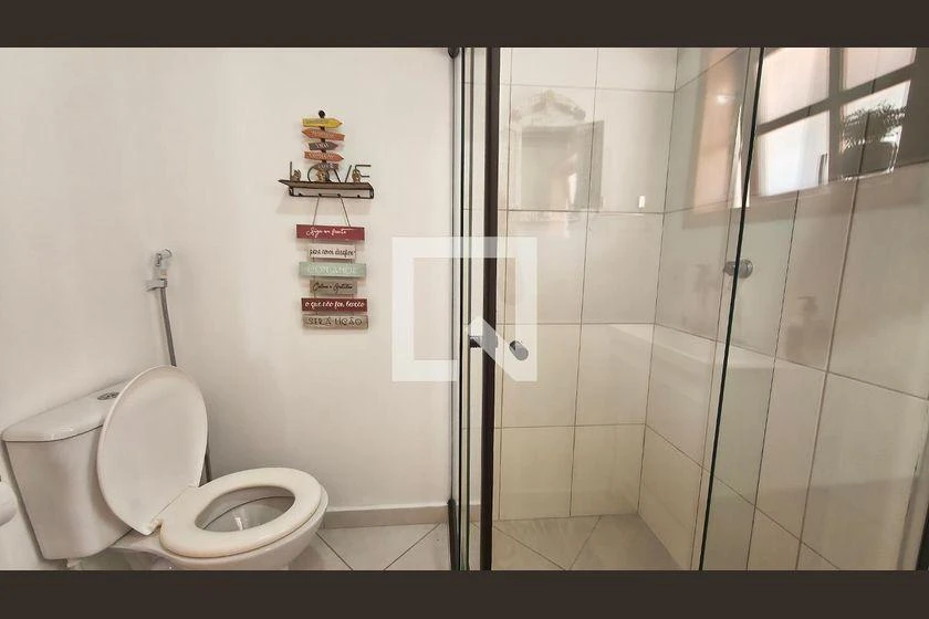 Casa com 4 quartos e 341 m², 3 suítes — photo 2
