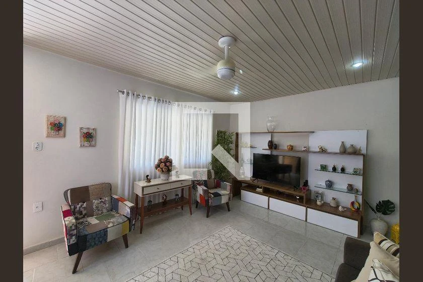 358 m² rental house with 2 bedrooms, suite and balcony — photo 10
