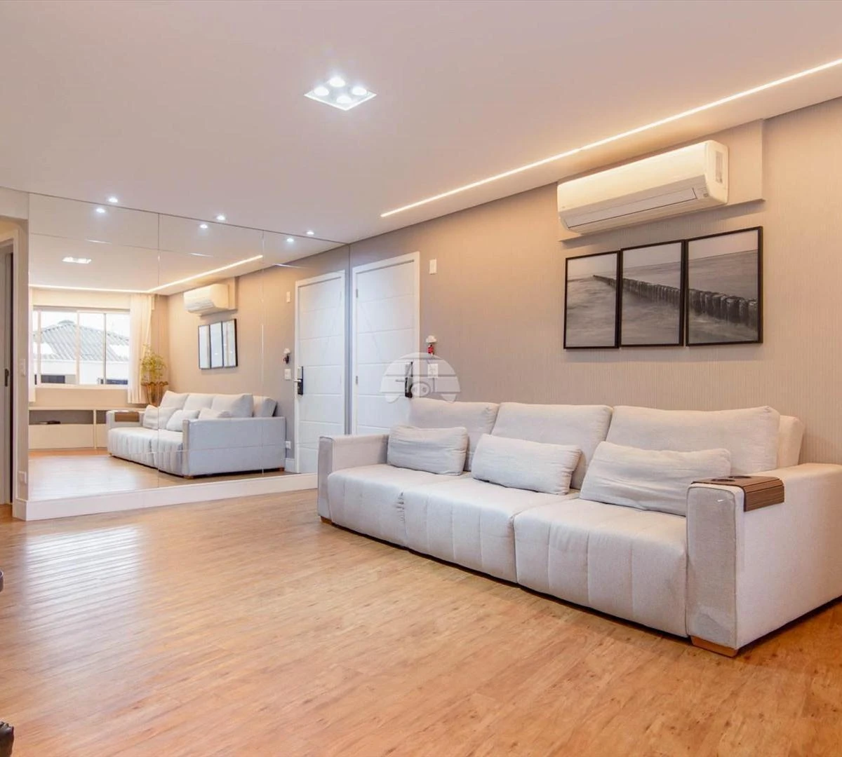 Furnished 3 en-suite apartment with open-plan kitchen — photo 6