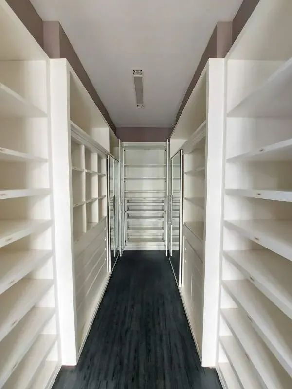 Квартира 300 м² с 2 спальнями-сьютами на 10 этаже — photo 21