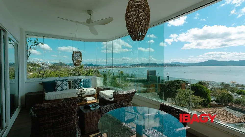 Furnished 454 m² apartment with a gourmet balcony — photo 15