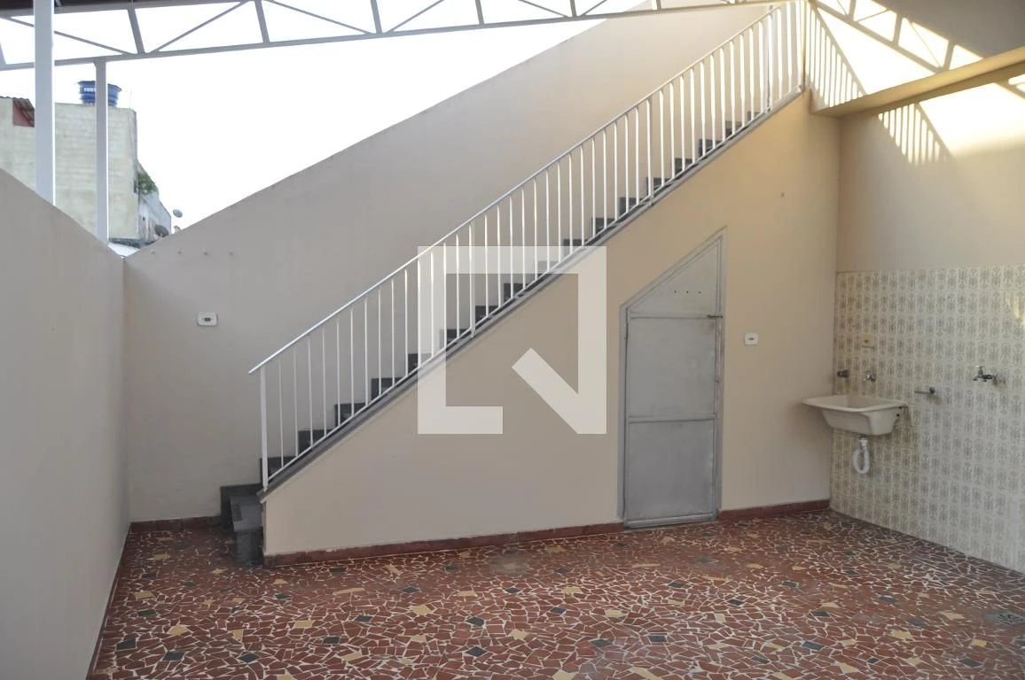 House, 180 m², with a private pool — photo 9