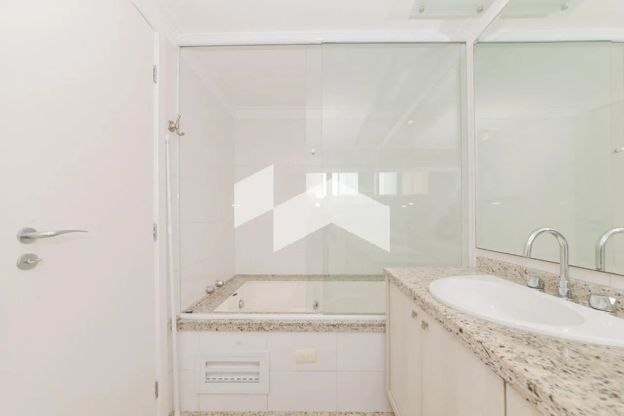 Furnished duplex penthouse of 286 m² with 4 en-suites — photo 63