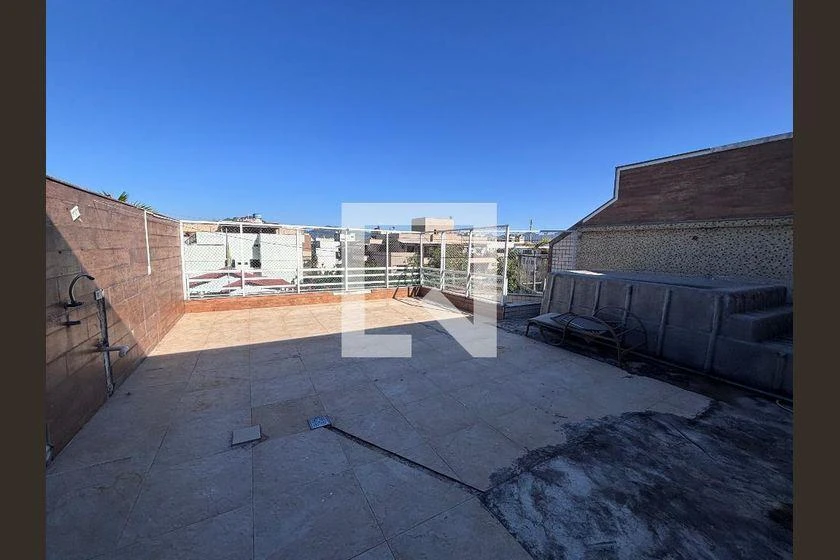 Furnished 4-bedroom apartment with gas-stove kitchen — photo 22