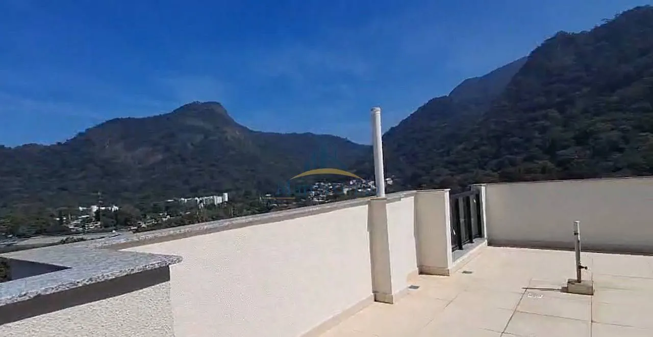 Apartment with balcony and mountain views — photo 5