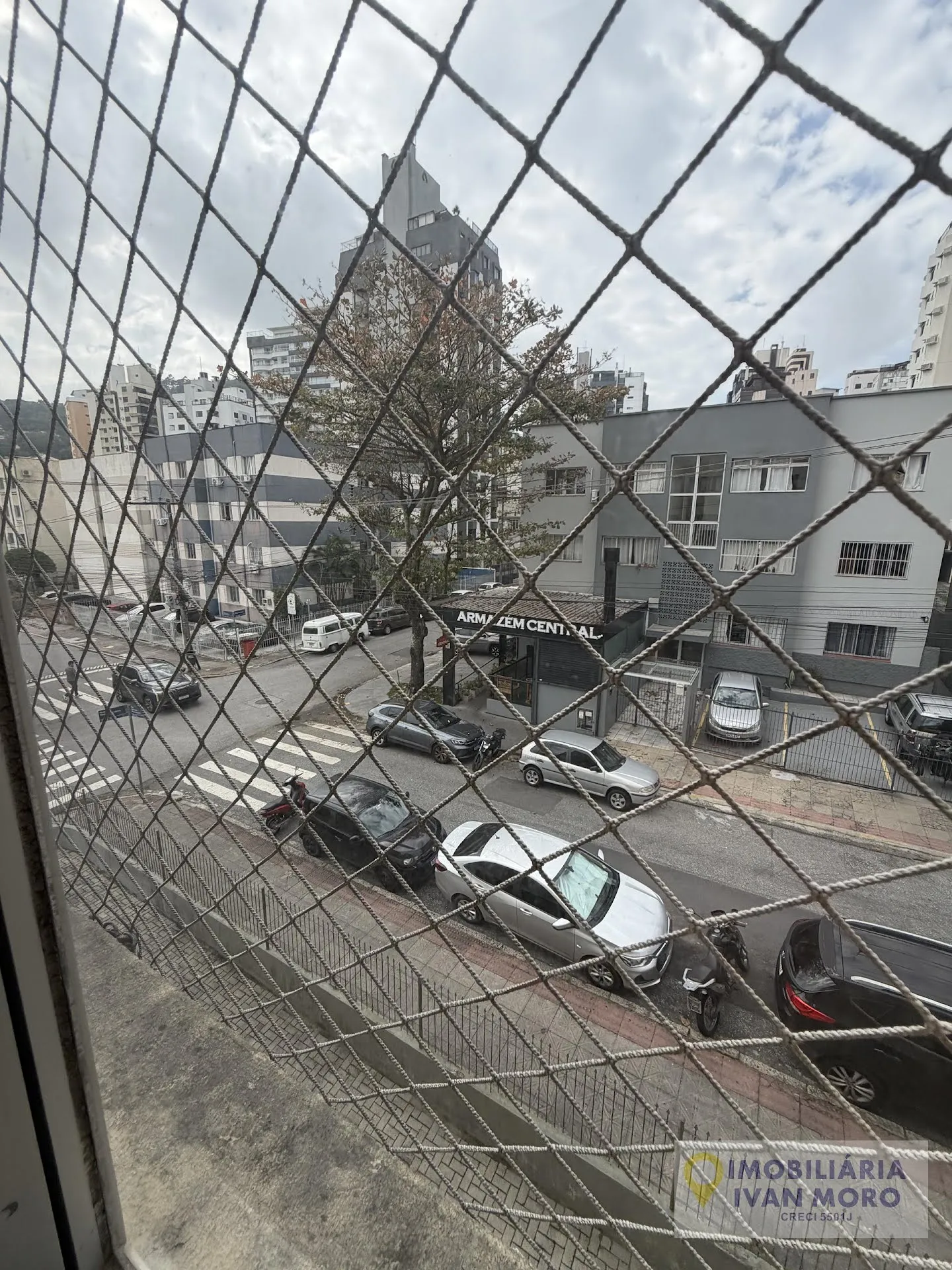 Квартира на 3-му поверсі з дерев'яною підлогою або ламінатом — photo 19