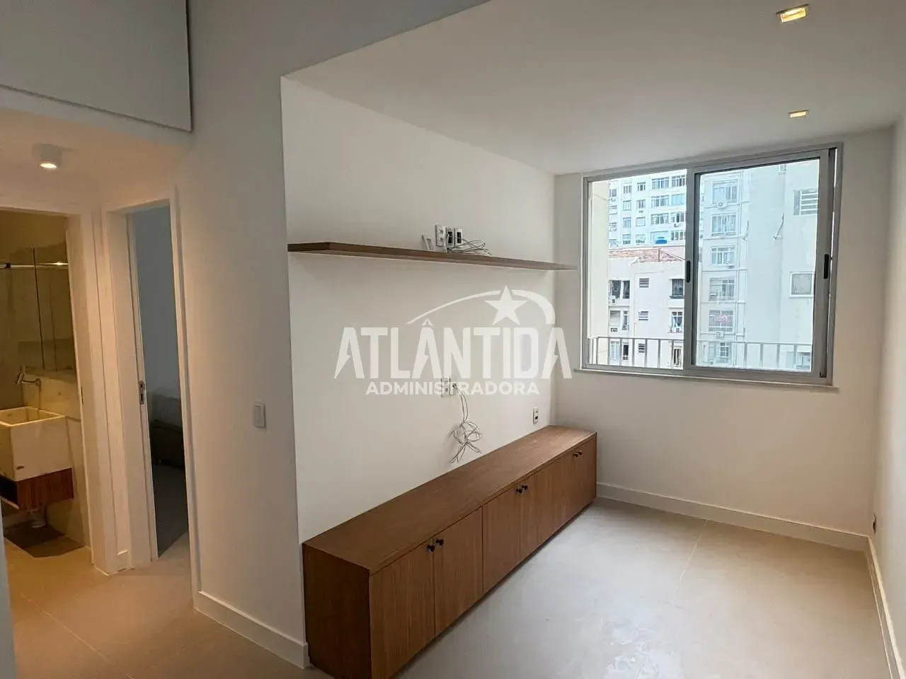 Washing machine in a one-bedroom apartment, 40 m² — photo 12