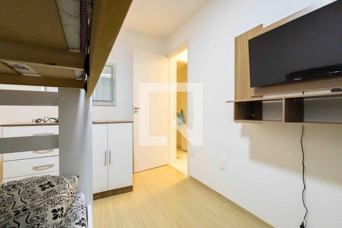 2-bedroom apartment with gas stovetop kitchen — photo 28