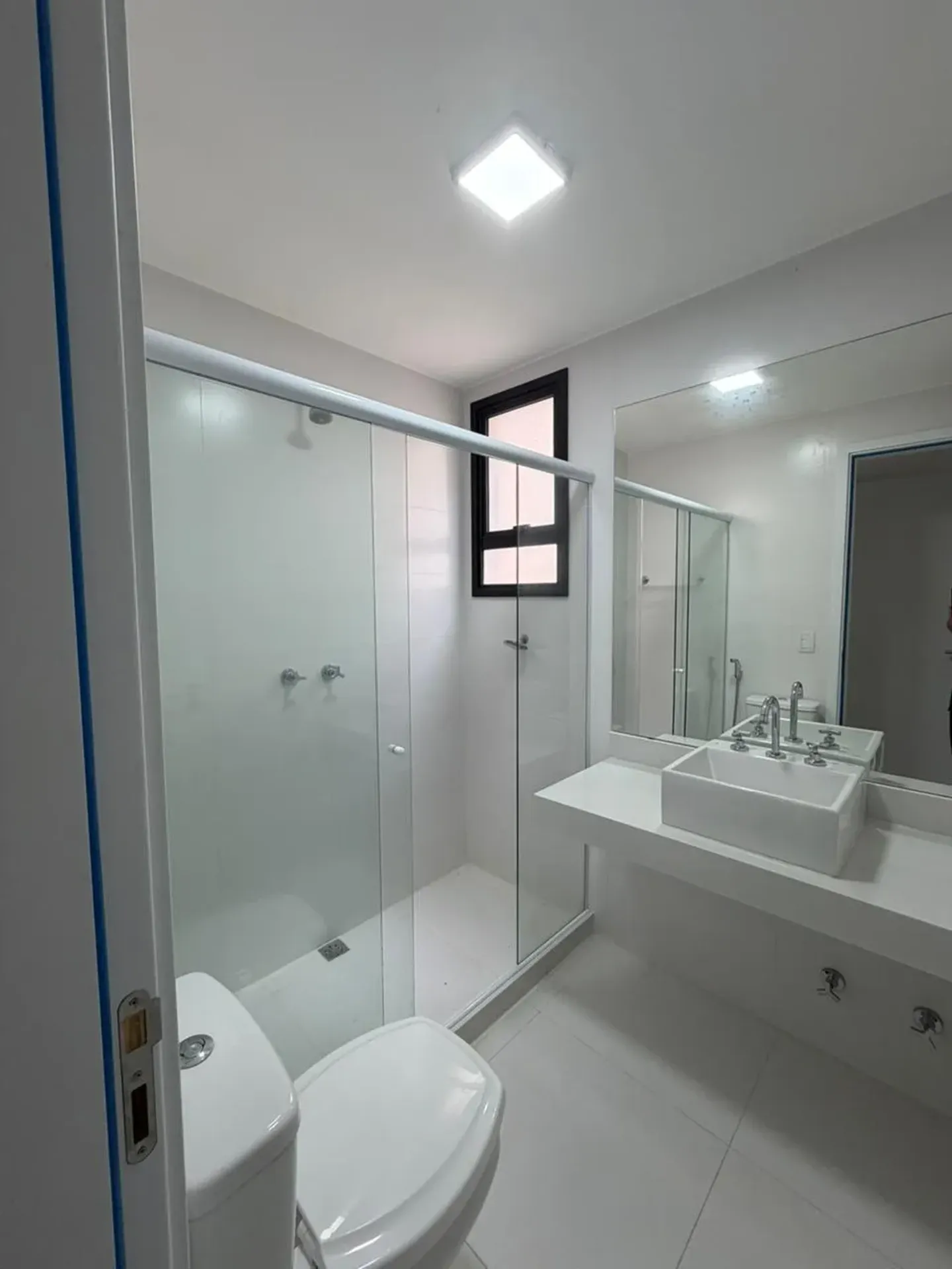450 m² house with 4 bedrooms and an open-plan kitchen — photo 27