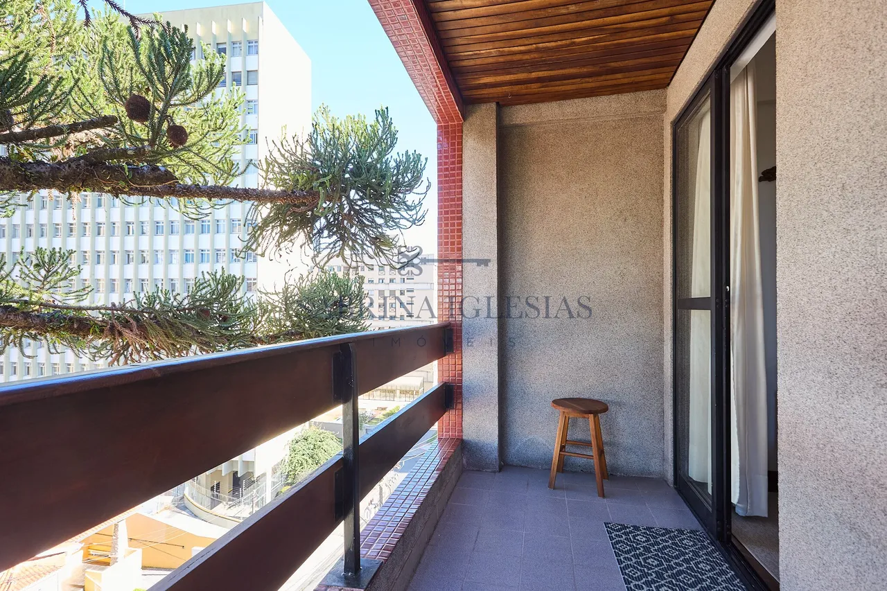 Unfurnished 94 m² apartment with balcony and air conditioning — photo 13